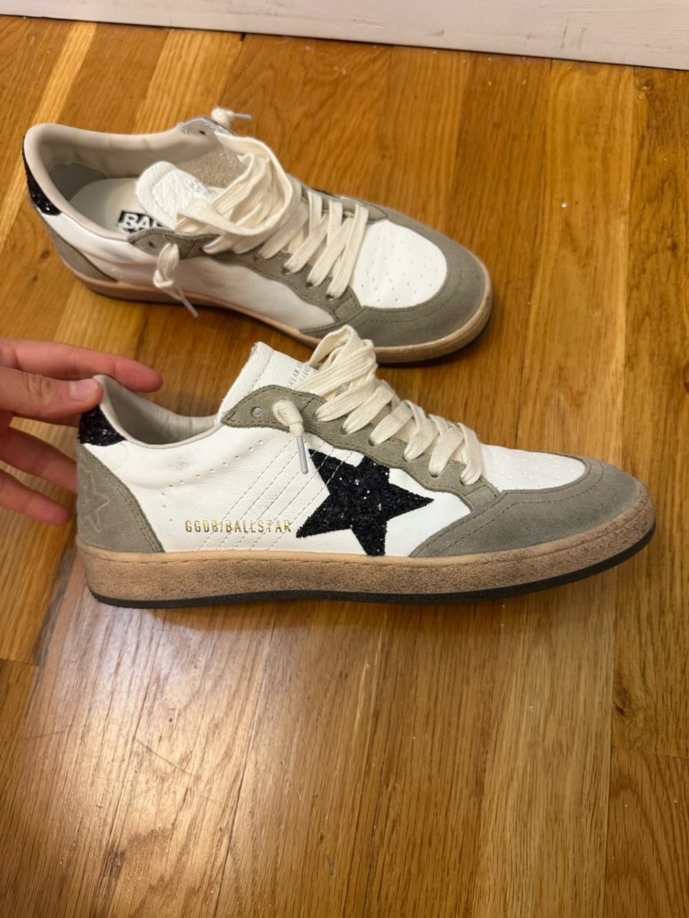 Golden Goose Ball Star Genuine leather with Black Star - Picture 2 of 5